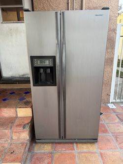Free Refrigerator Samsung