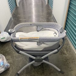Baby bassinet comes with changing table