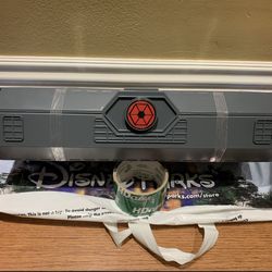 Disney Parks Star Wars Galaxy’s Edge Sealed Darth Tyranus Count Dooku Legacy Lightsaber Hilt Only