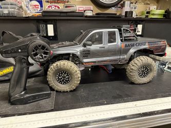 1/10 scale Axial Basecamp w/ custom painted skin
