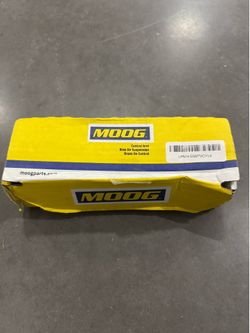 New MOOG ES3247RT Tie Rod End