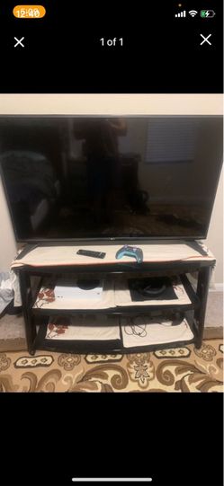 Selling Tv and Tv stand