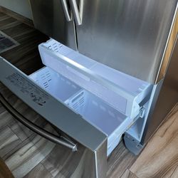 Samsung Refrigerator 