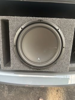 JL Audio Sub And Audiobahn Amp