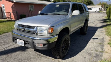 2001 Toyota 4 Runner SR5