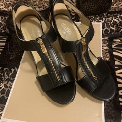 Micheal Kors Heels