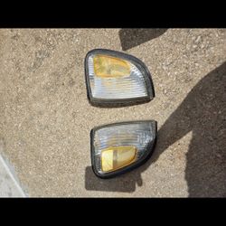 Toyota Tacoma Pre-runner Side Marker Parking Lights 