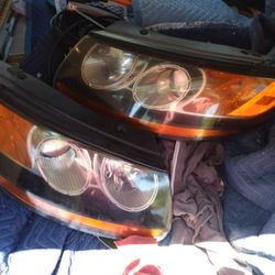 Headlights For A 2008 Hyundai Santa Fe