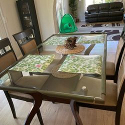 Glass Dining Table With 4 Chairs 