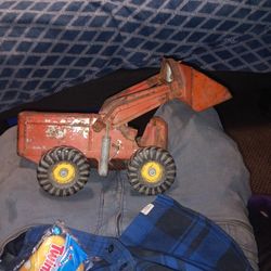 Vintage Old Metal Tractor