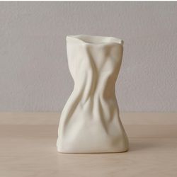 Grab Paper Bag Ceramic Vase, Crinkle Paper Bag Design for Flower Arrangement