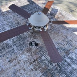 52 Inch Ceiling fan 52 Harbor Breeze