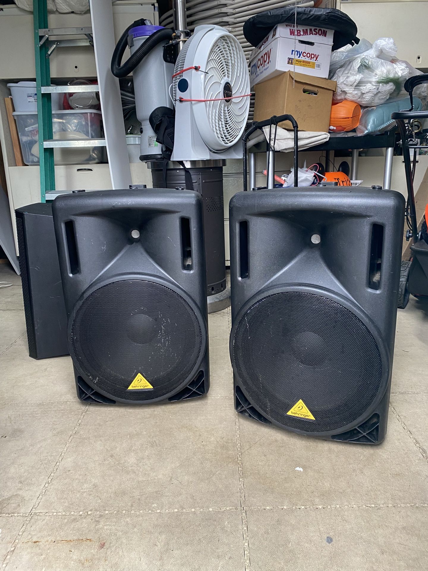 BEHRINGER B215XL SPEAKER