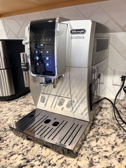 De’Longhi Dinamica ECAM35025SB Automatic Coffee Espresso Machine - Silver/Black
