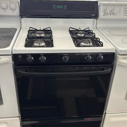 Ge Black-And-White Gas Stove