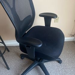 TempurPedic Mesh Back Fabric Computer and Desk Chair Black TP6450BLKMB