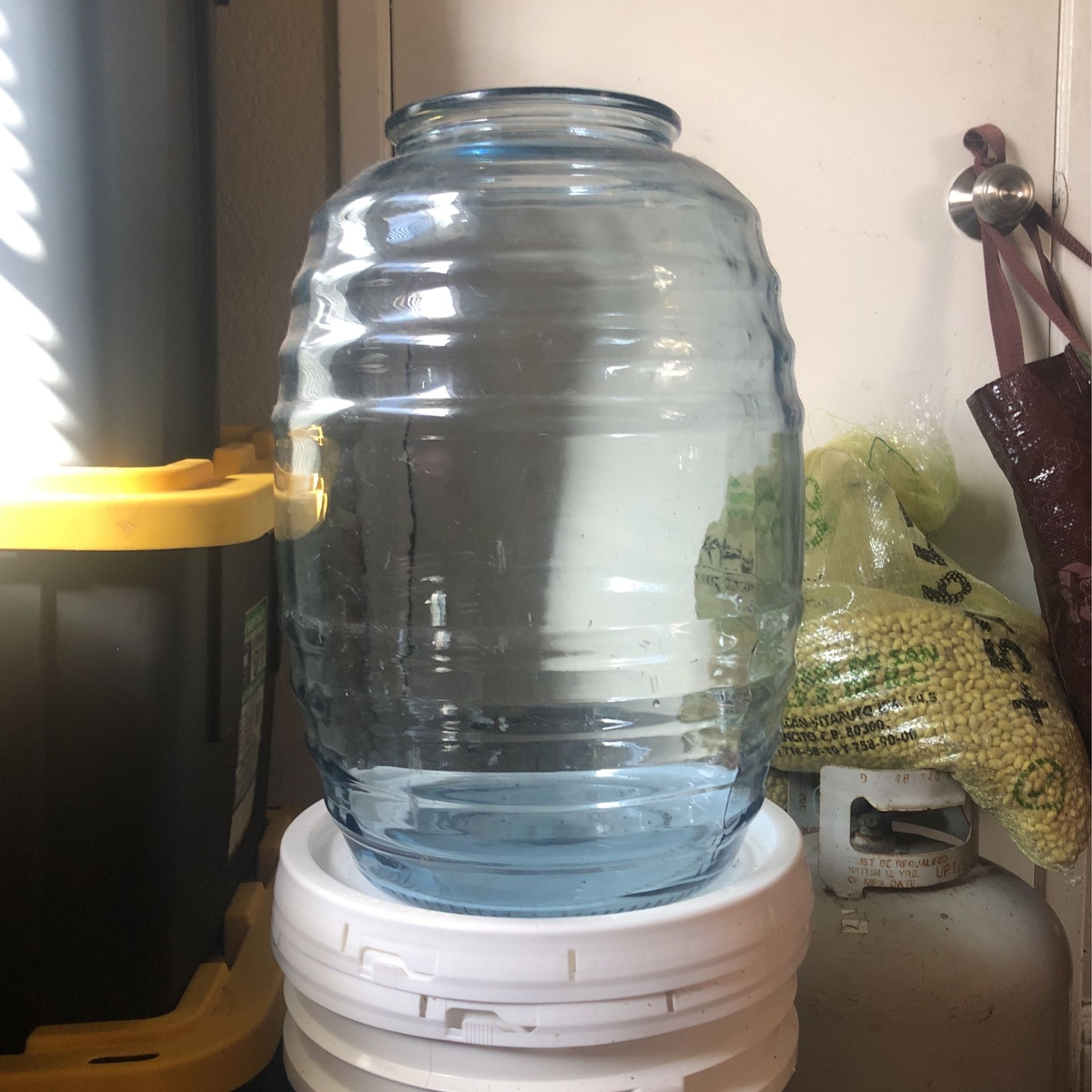 1980 Vintage Glass Pickle Jar