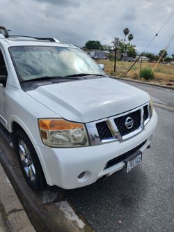 2012 Nissan Armada