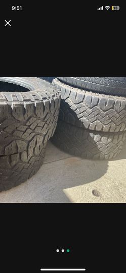 Tires 295-65-R18