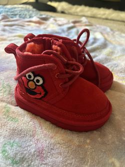 Elmo UGGS 6c