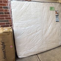 Colchón SweetNight  Tamaño: King  Altura: 14”