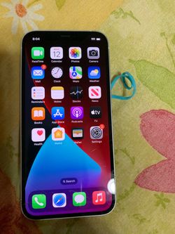 iPhone 12  64 -The screen is cracked. The back is cracked, too👍