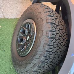 4 FORD RAPTOR WHEELS AND TIRES 315-70R17 $1700