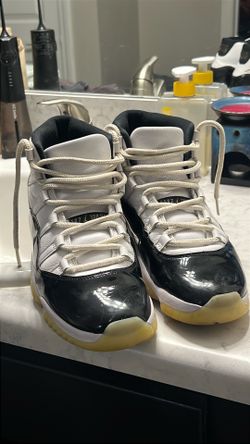 Jordan 11 Retro  size10 1/2