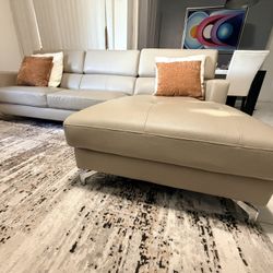 Contemporary Leather Sectional Couch with Chaise