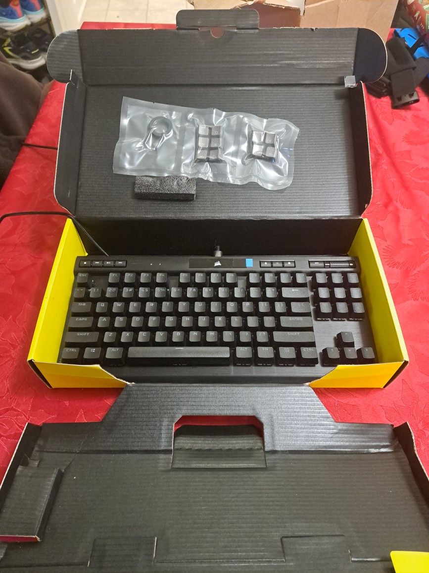 Corsair K70 RFB Mechanical Keyboard