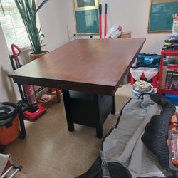 Dining Room Table 