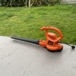 BLACK+DECKER 12 AMP 250 MPH 400 CFM Corded Electric Leaf Blower