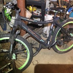 Genesis a mountain bike 21 speed Aluminum frame