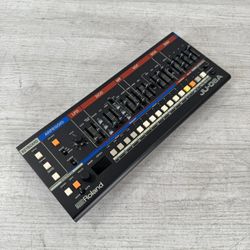 Roland Ju-06a