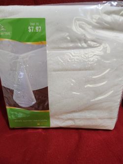 New White Glitter Tablecloth Oblong 60x102