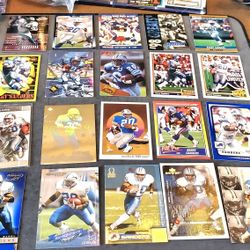 Lot Of 20 Random Barry Sanders Detroit Lions Football Cards  All For $20