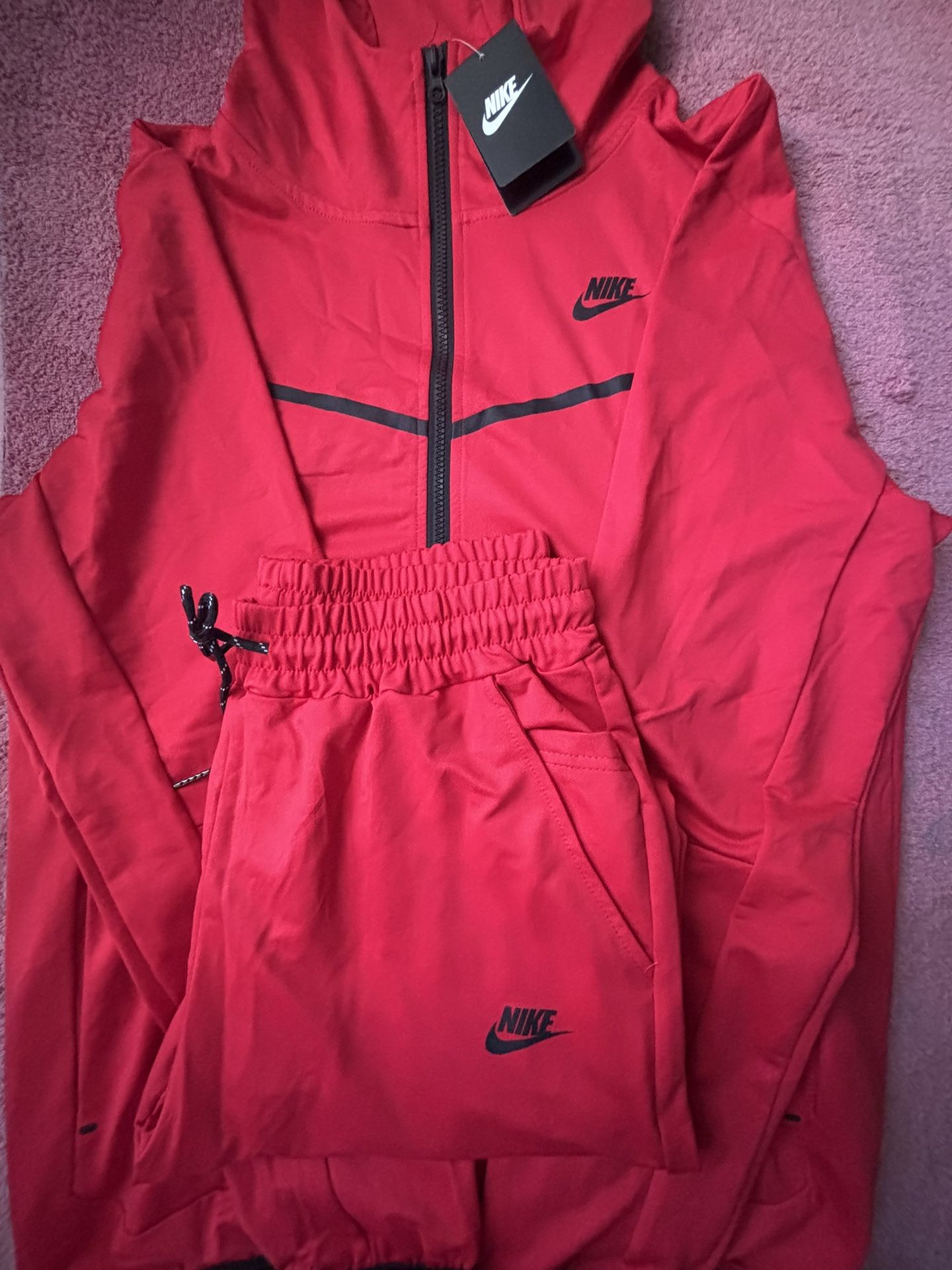 Nike sets