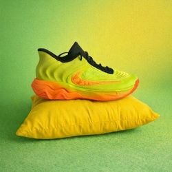 Nike Giannis Immortality 4 Halloween (GS). SIZE 13 MENS, BRAND NEW WITH TAGS!