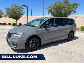 2023 Chrysler Pacifica Hybrid