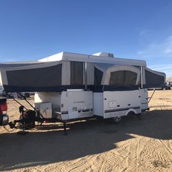 Fleetwood Pop Up Trailer 