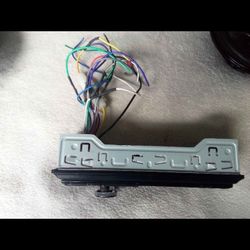 Dual Bluetooth Radio No CD.