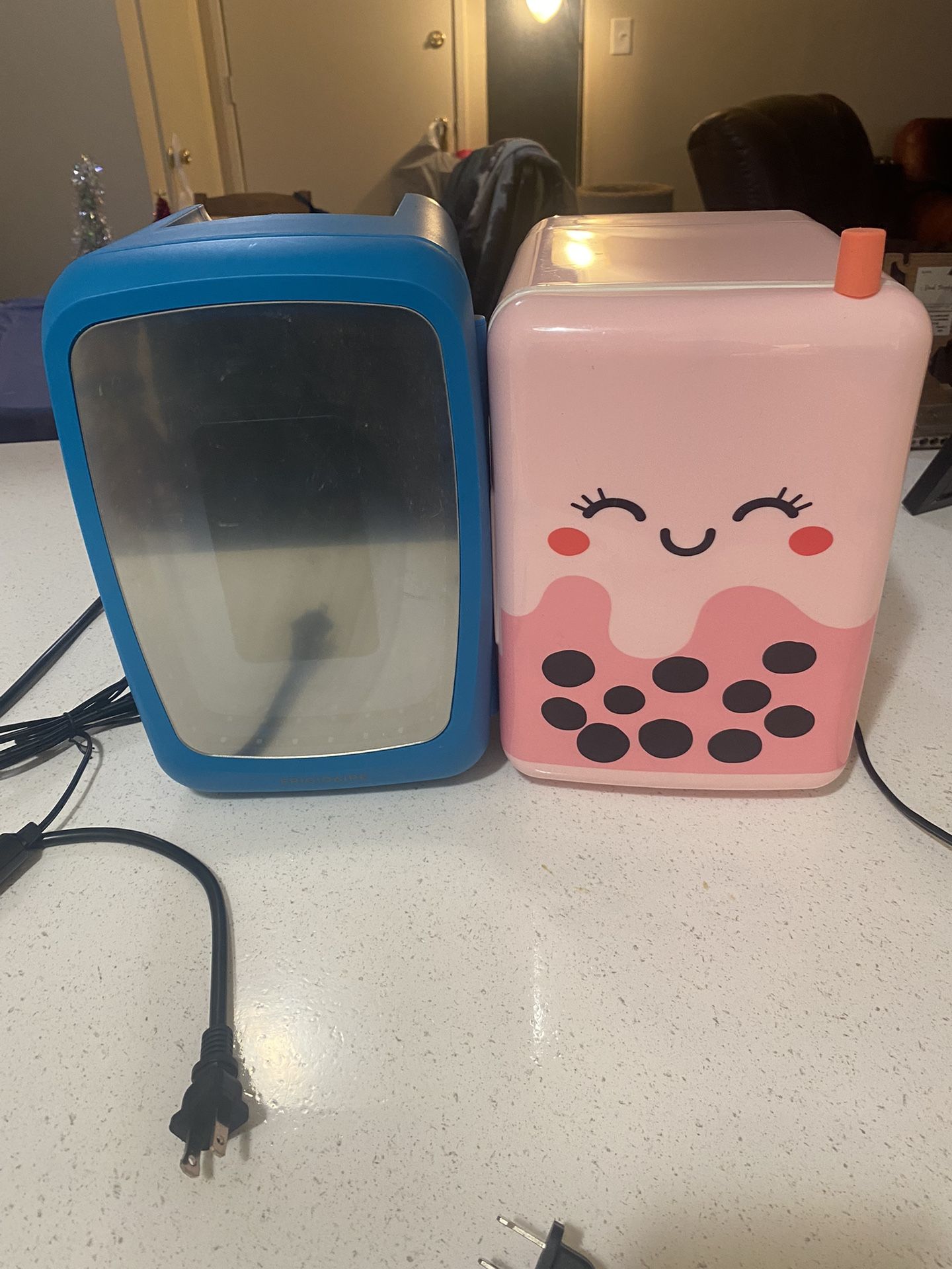 Mini Fridge Boba And Blue With Led Light 