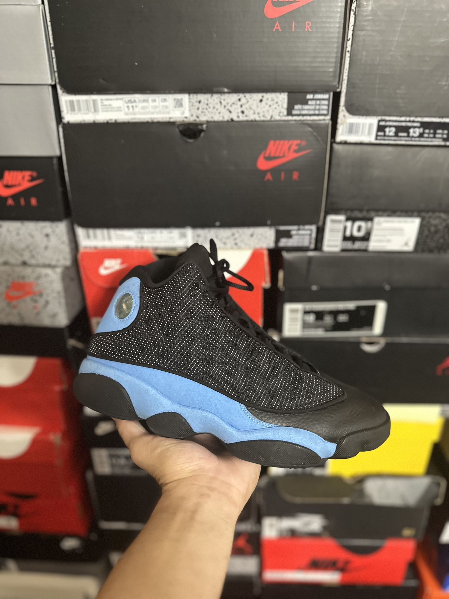 Jordan Black University Blue 13s size 9.5  USED But Clean 