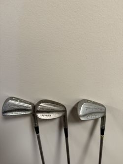 Vintage golf 7,8,9 irons