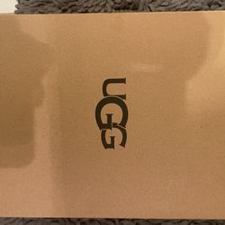 Ugg Golden star Black Suede Women’s Clogs