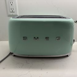 Smeg toaster