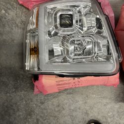 2007-11 Yukon Headlights 