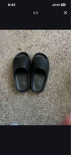 Yeezy slide