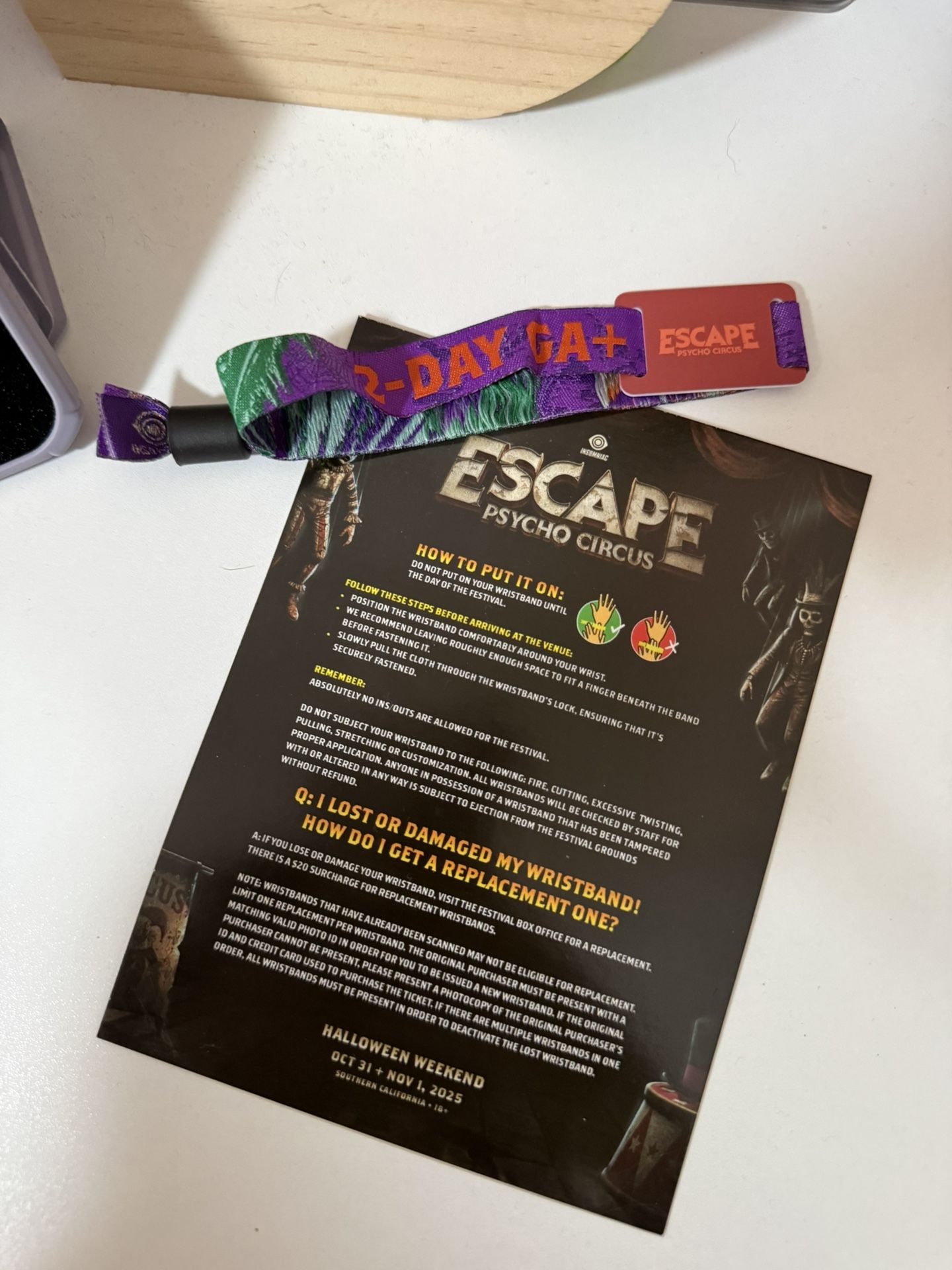 Escape 2 DAY GA+