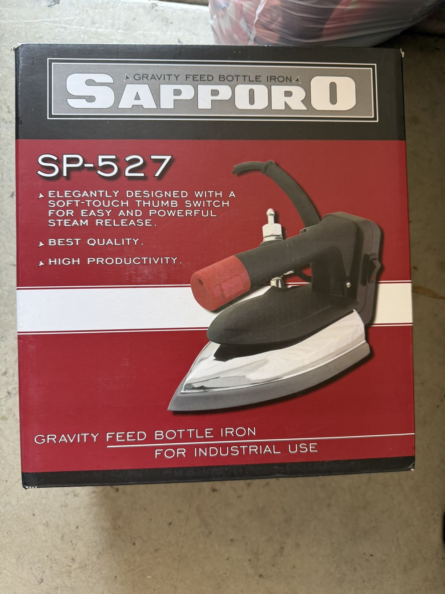 Sapporo SP-527 Gravity Feed Bottle Steam Iron
